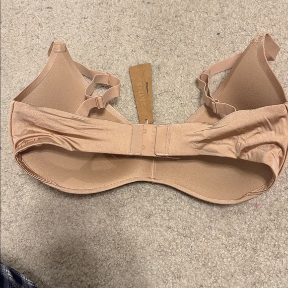 SKIMS WIRELESS FORM PUSH-UP PLUNGE BRA - Picture 2 of 6